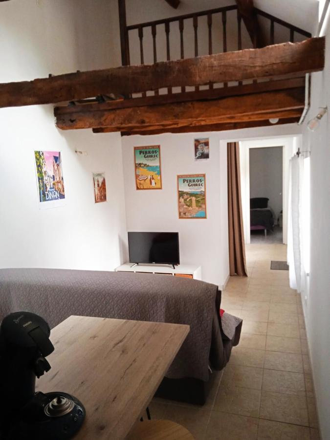 Charmante Maisonnette Proximite Cite Medievale Et Bords De Rance ดีน็อง ภายนอก รูปภาพ